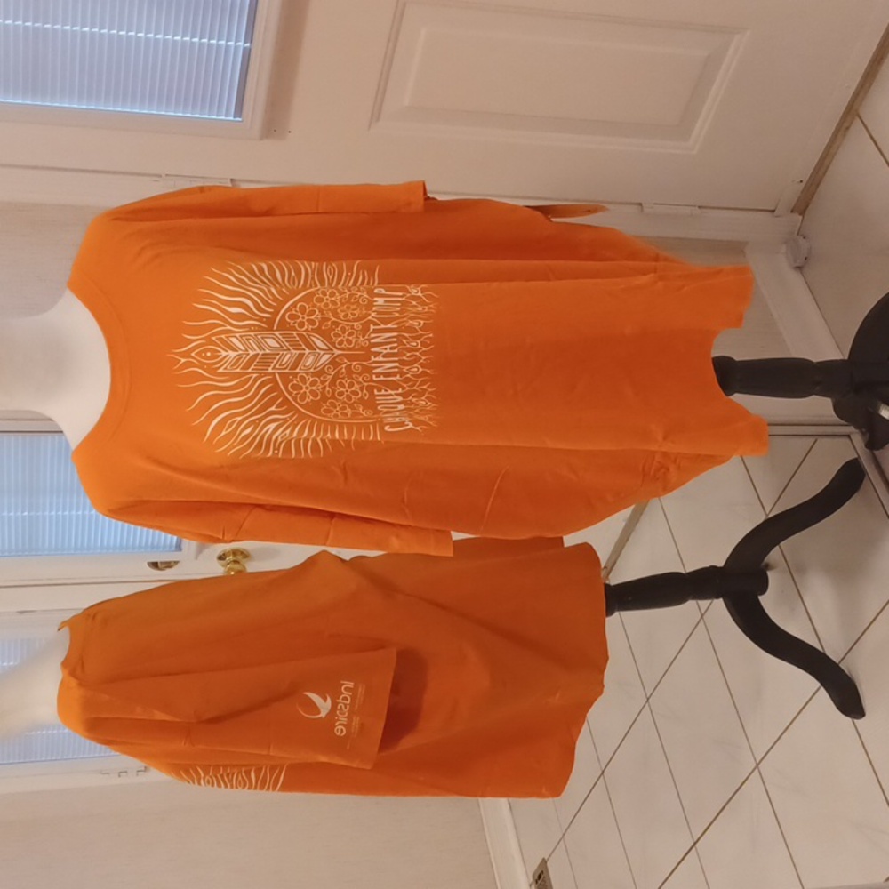 4/$40 New Orange "Every Child Matters" Tee (In French) - Size 4XL